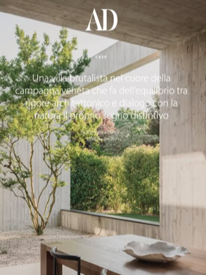 Richiamo all'articolo pubblicato su AD Italia in merito ad un progetto di MIDE architetti: Villa con vista interna.